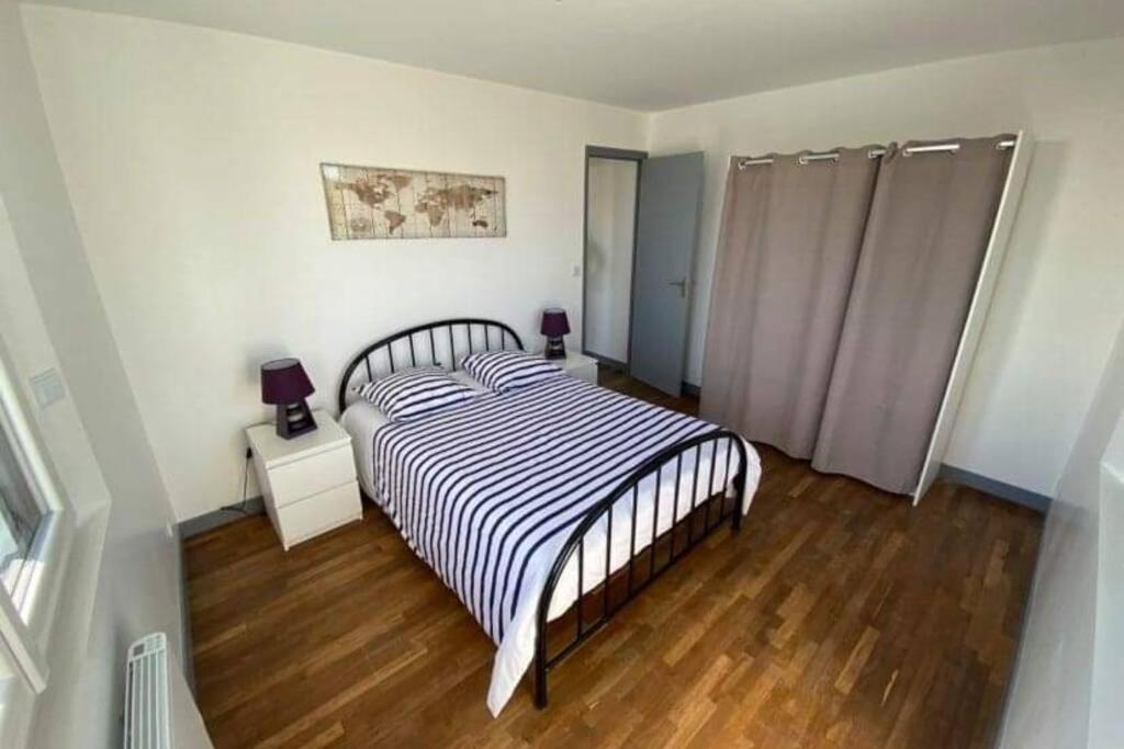Maison De 2 A 8 Personnes 5 Chambres Portbail Exterior foto