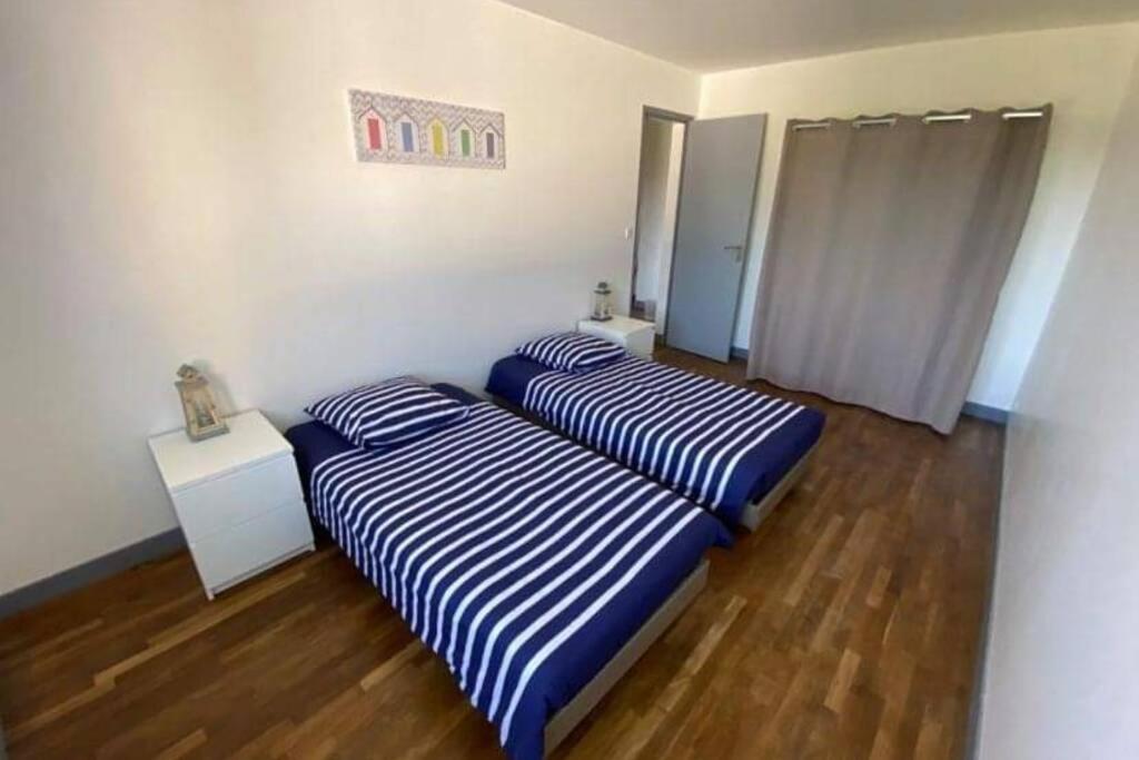 Maison De 2 A 8 Personnes 5 Chambres Portbail Exterior foto